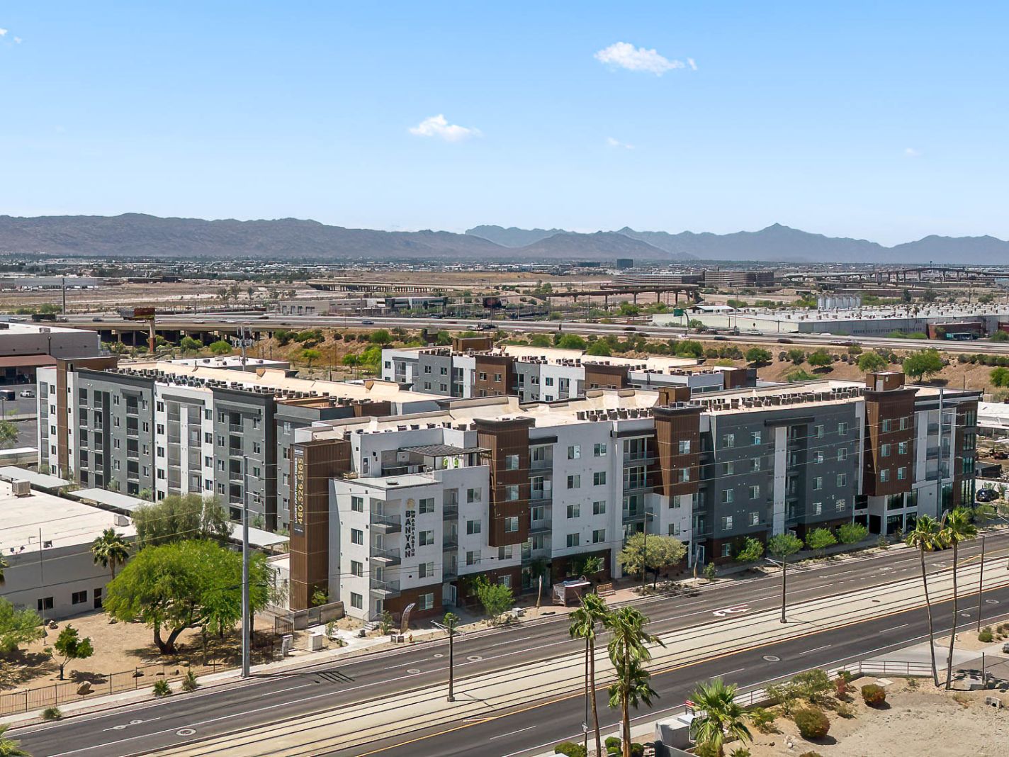 Streetview Facing Washington