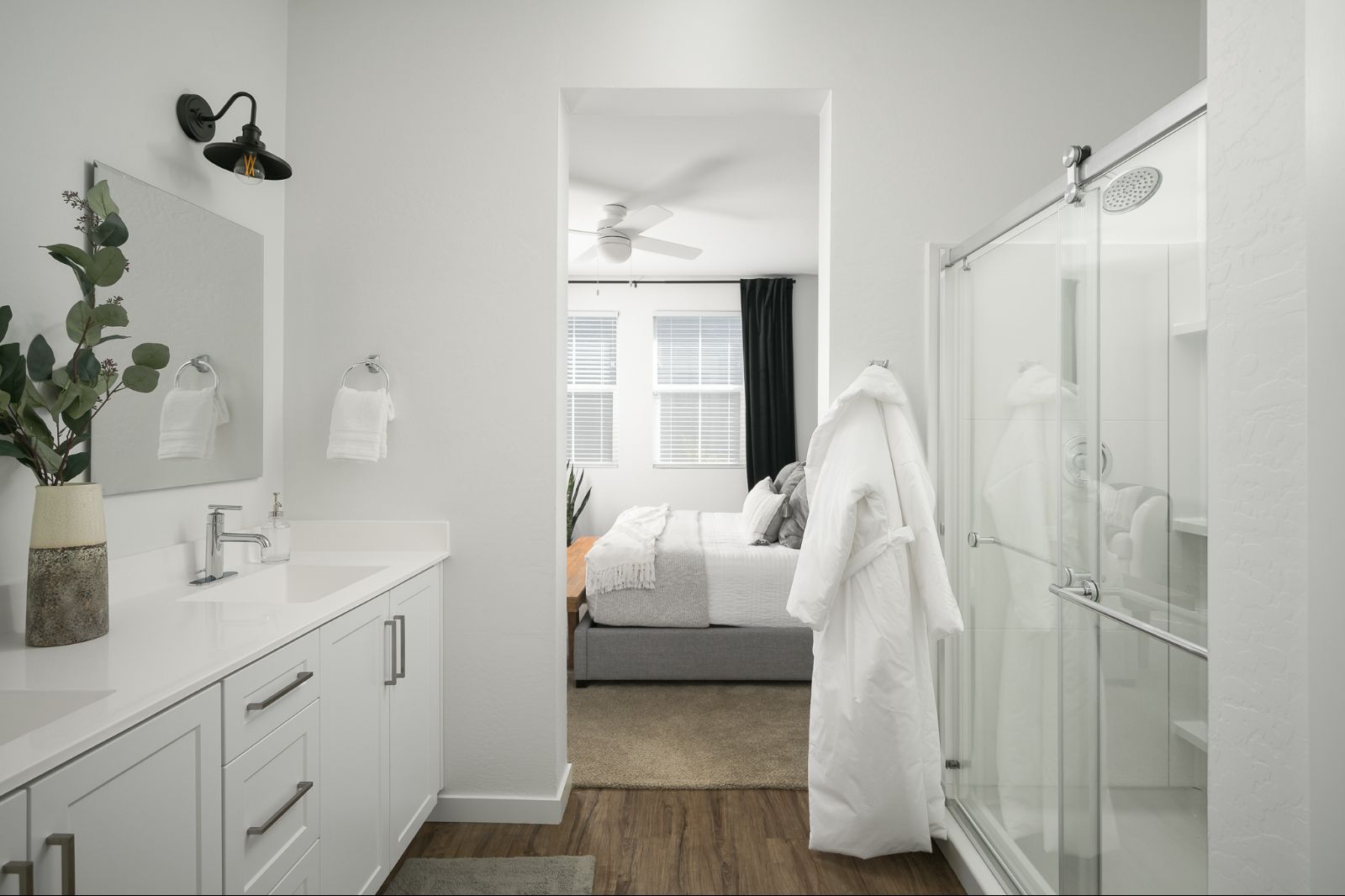 Upscale Primary Bathroom