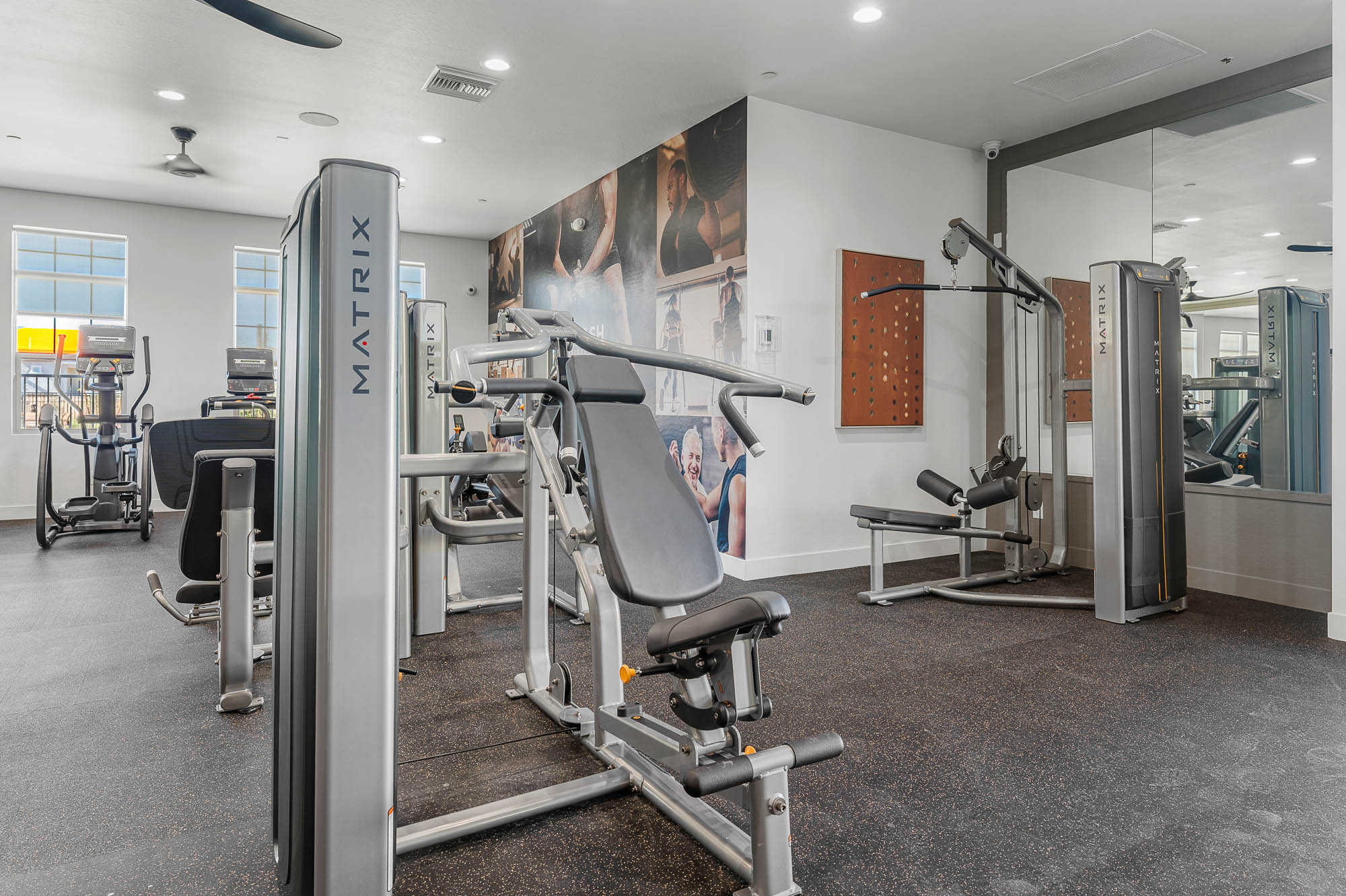 Full Fitness Equipment