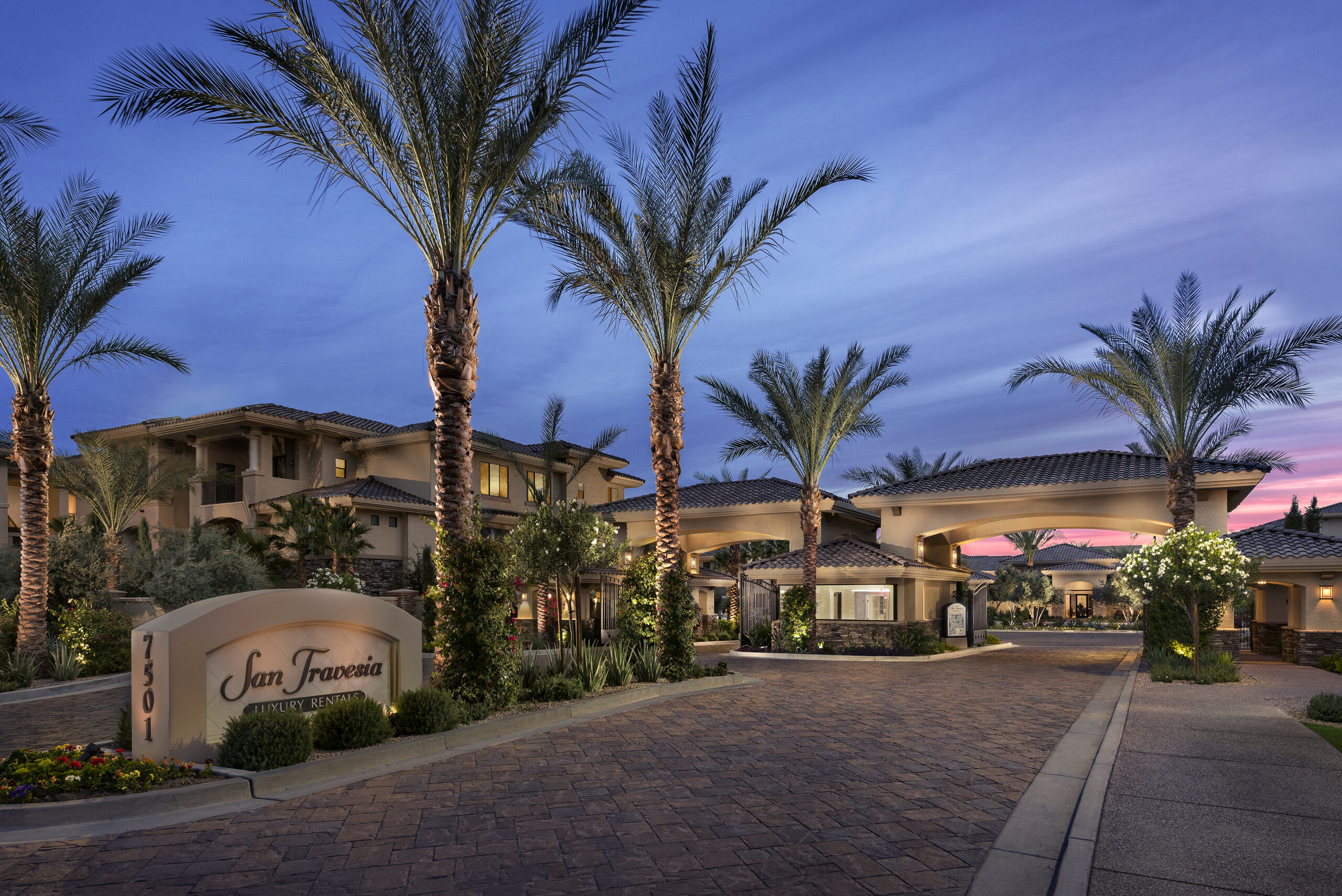 Upscale Desert Living