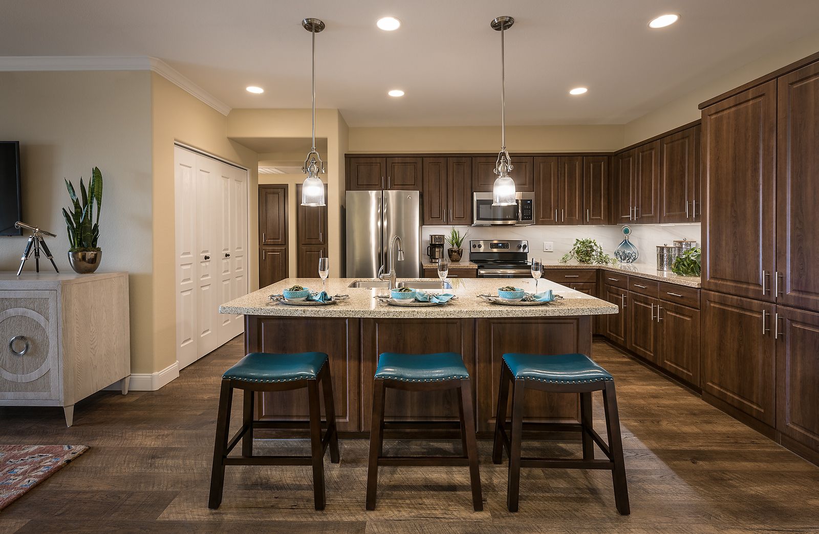 Luxury Kitchen with Island