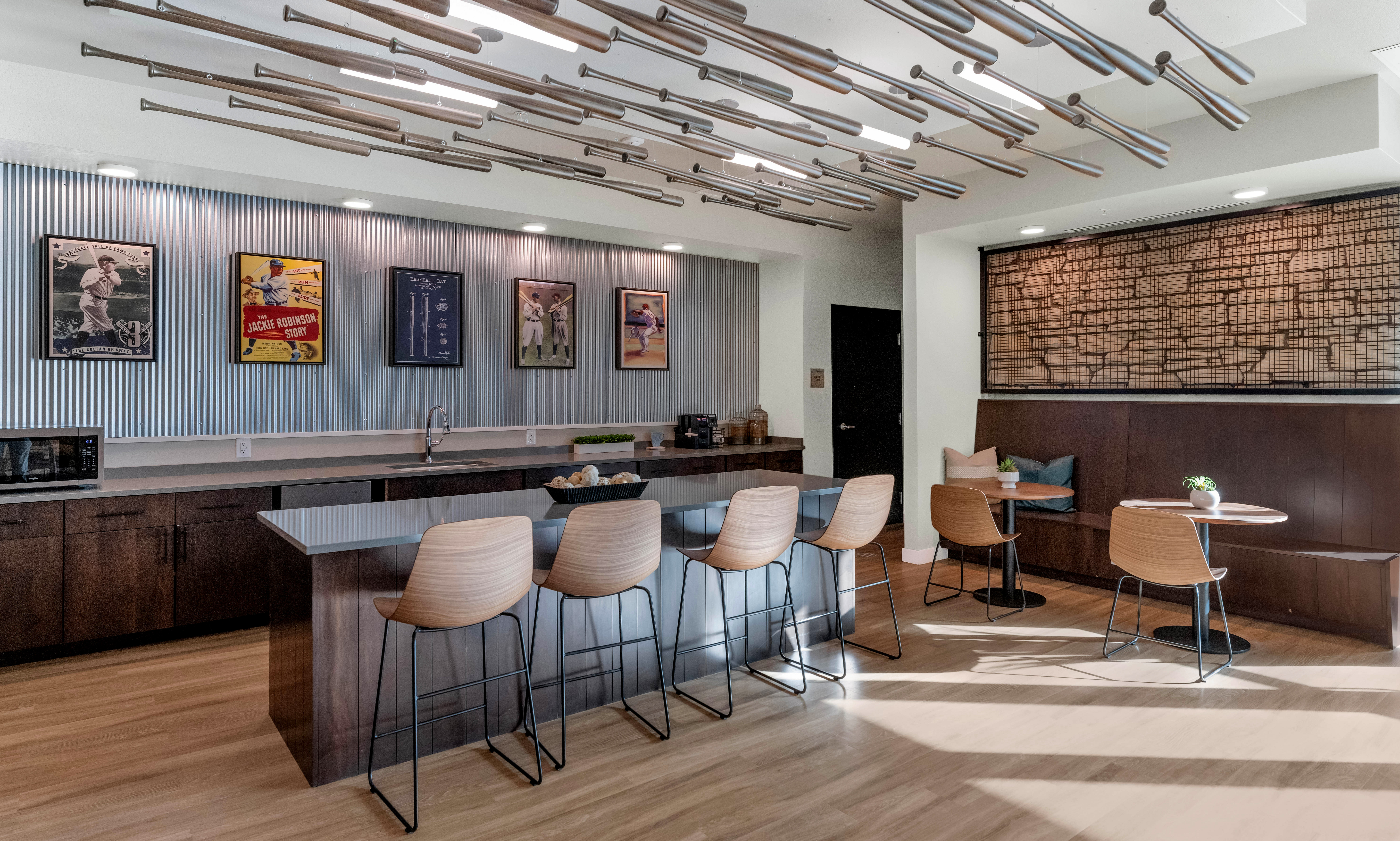 Lounge Area with Bar