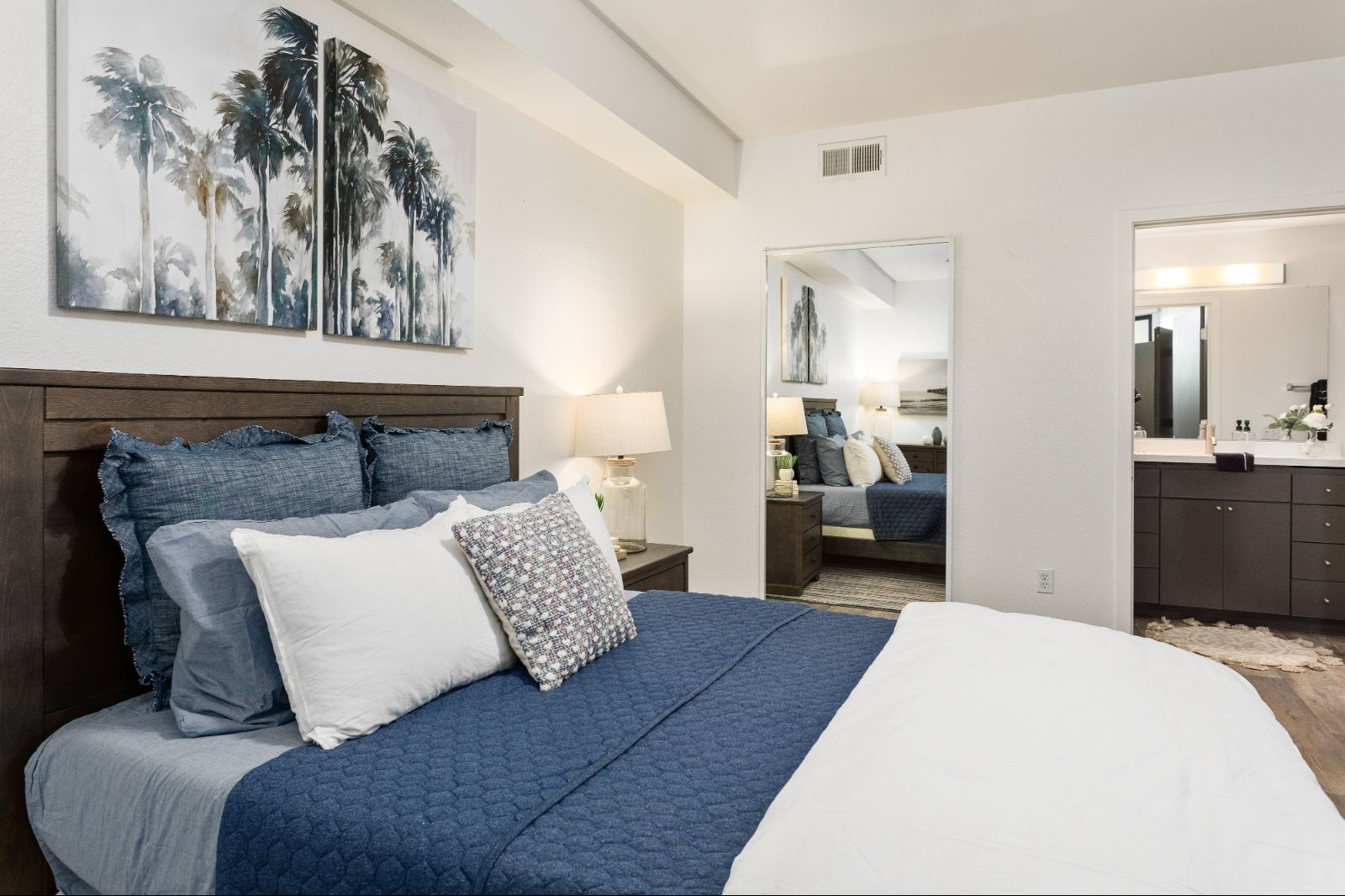 Spacious Bedroom with Easy Access to Bathroom