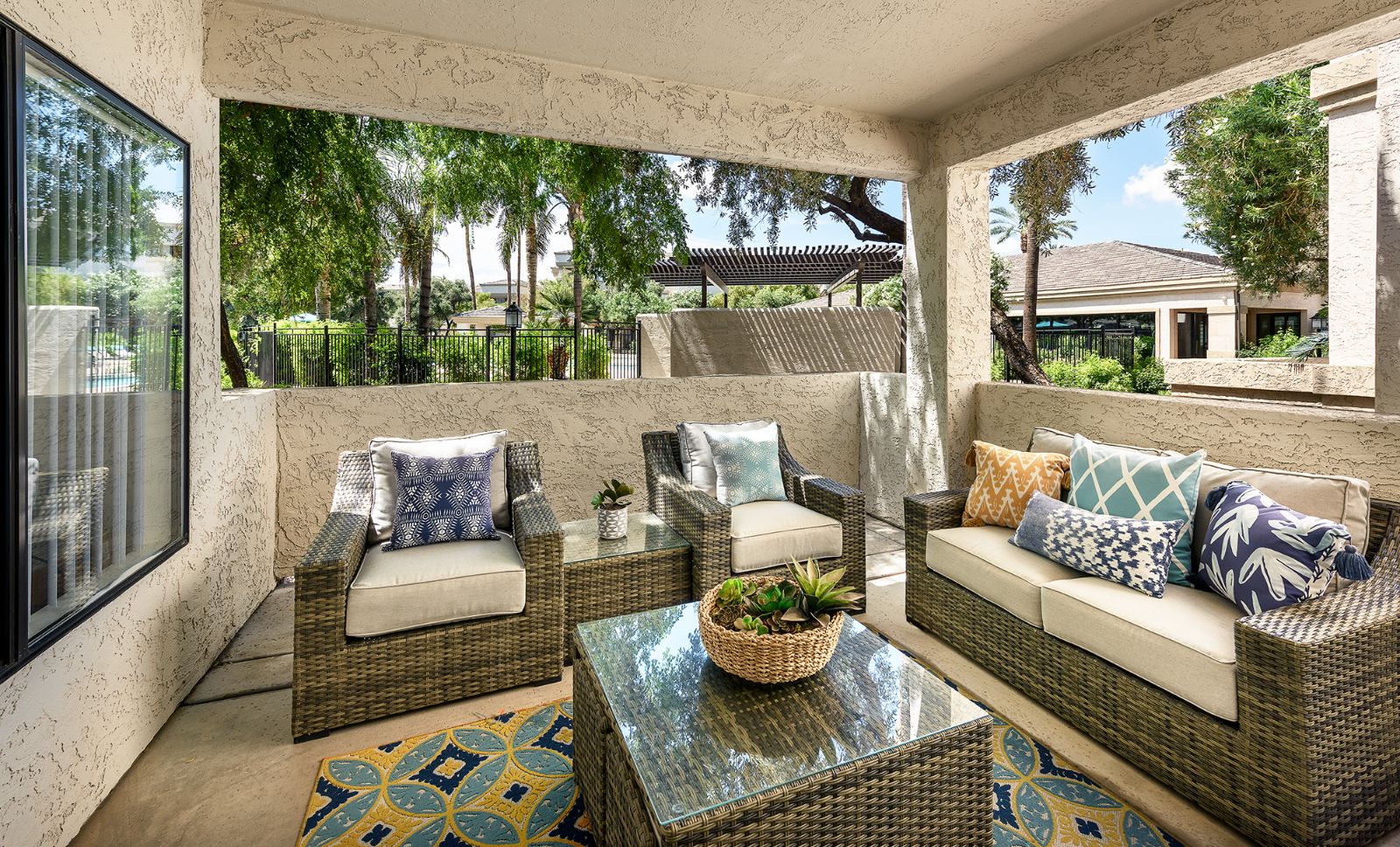 Spacious Patio