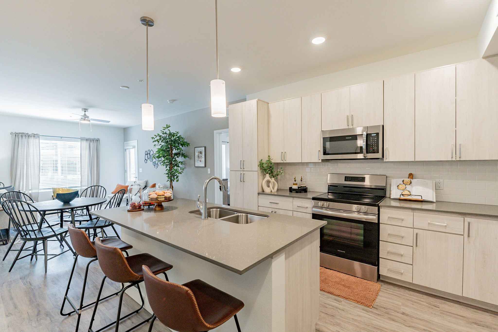 Modern Desert Living